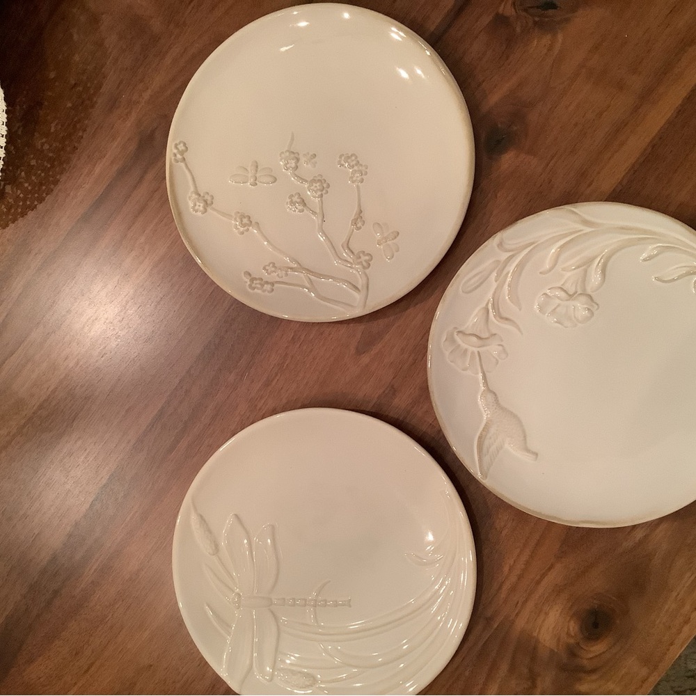 3 pottery, barn, signs of spring set of three salad or appetizer plates - Picture 6 of 7